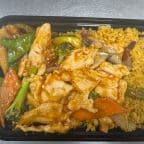 Best C8.   Chicken with Garlic Sauce (Combo Platter)鱼香鸡 in Southport, NC